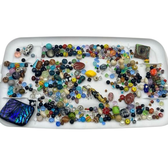 One Pound Mix of Assorted All Glass Beads for Jewelry Making, Craft  LOT #6 - Picture 1 of 7